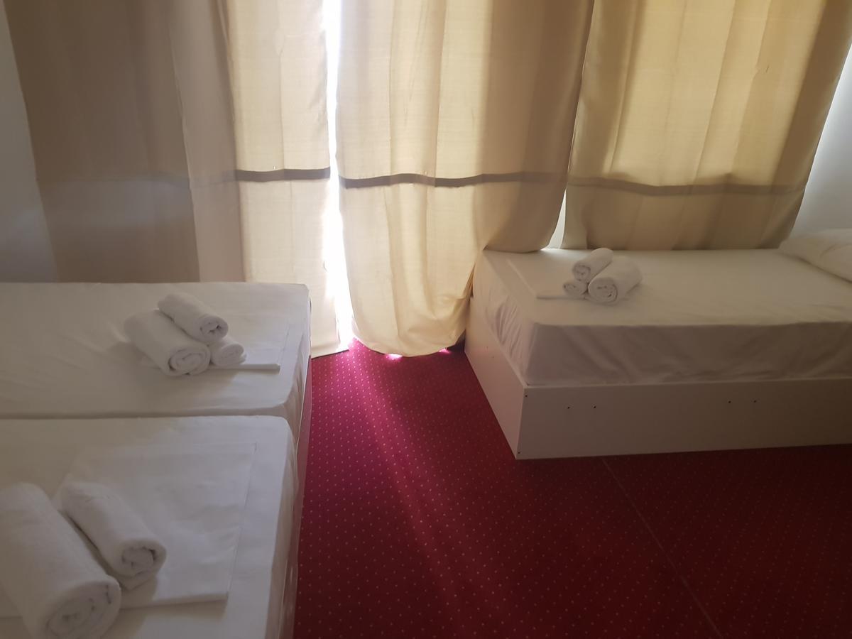 Hotel Park Crikvenica Bagian luar foto