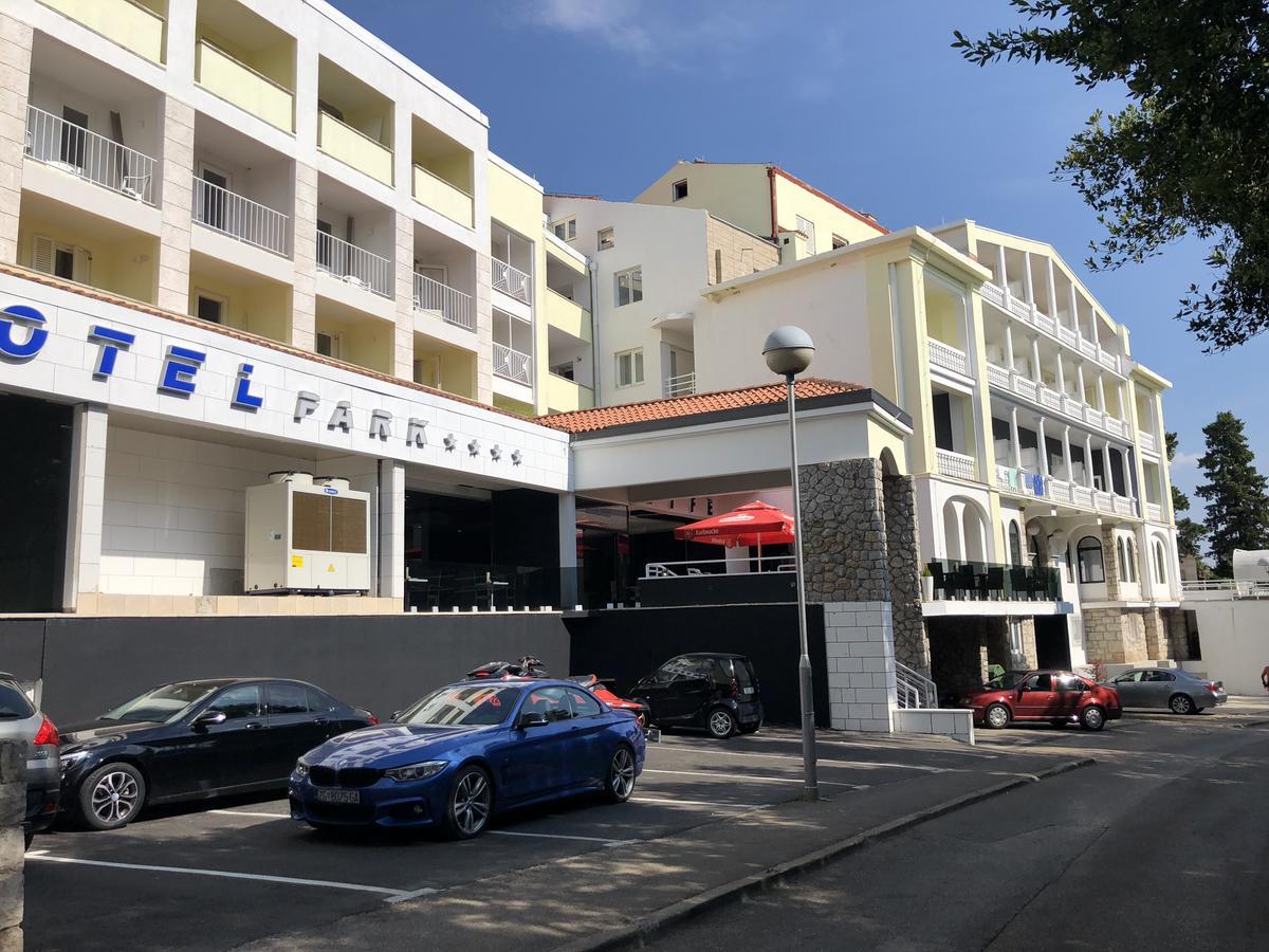 Hotel Park Crikvenica Bagian luar foto