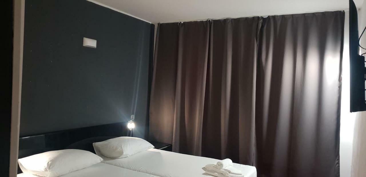 Hotel Park Crikvenica Bagian luar foto